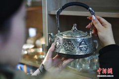 探秘肃北银饰制作技艺：传承雪山